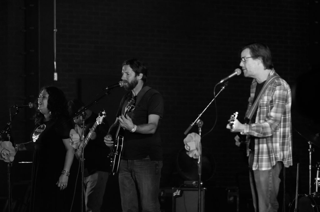 Photographs of Grateful, a Grateful Dead tribute band. Photos taken by Terry Welch.